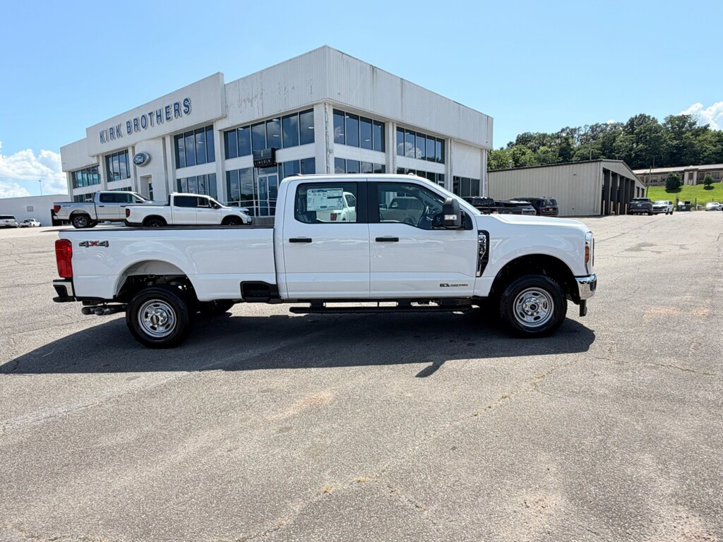 New 2026 Ford F-350 XL Crew Cab
