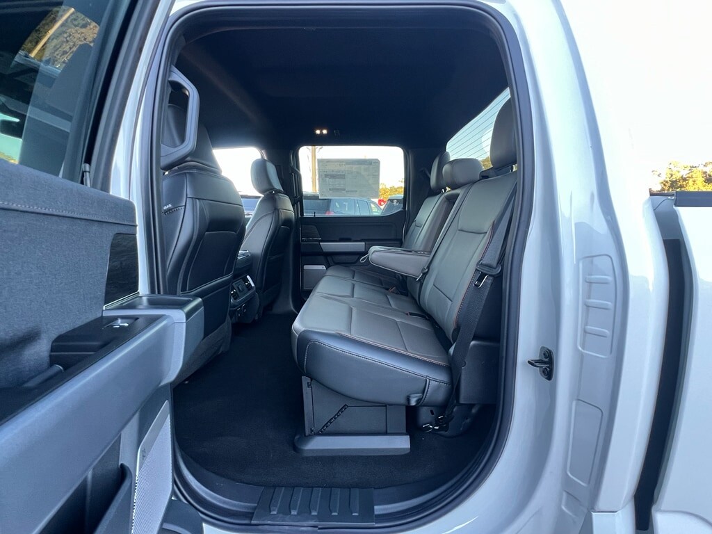2025 Ford F-150 Lariat - Photo 29