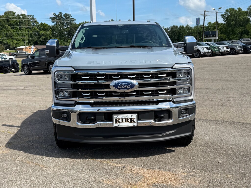 New 2026 Ford F-250 Lariat Crew Cab
