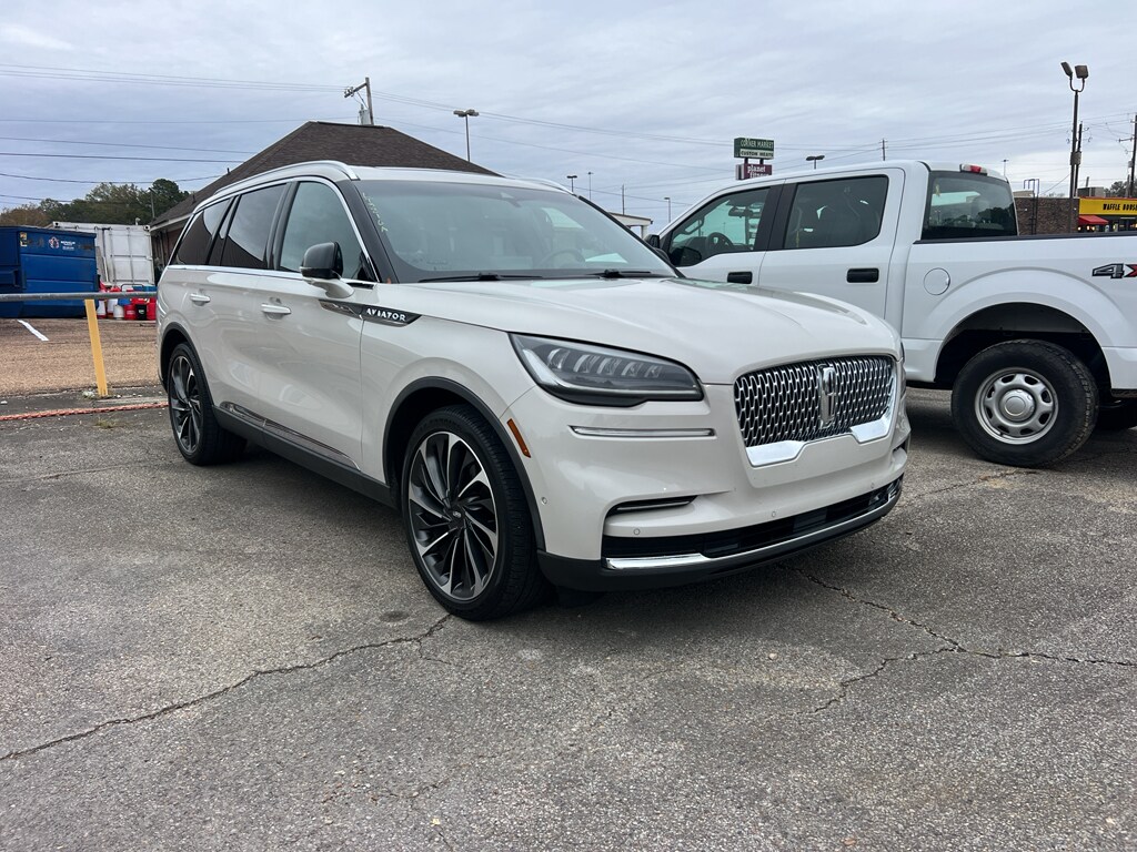 2023 Lincoln Aviator Reserve's photo