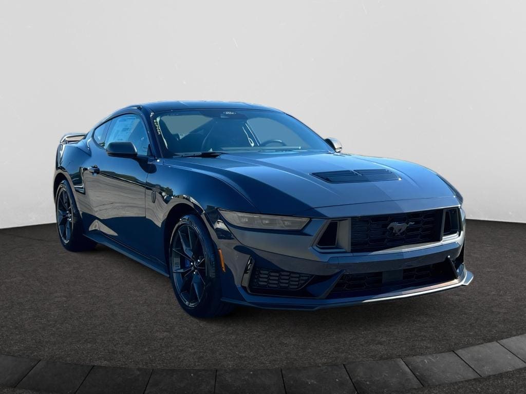 2025 Ford Mustang Dark Horse's photo