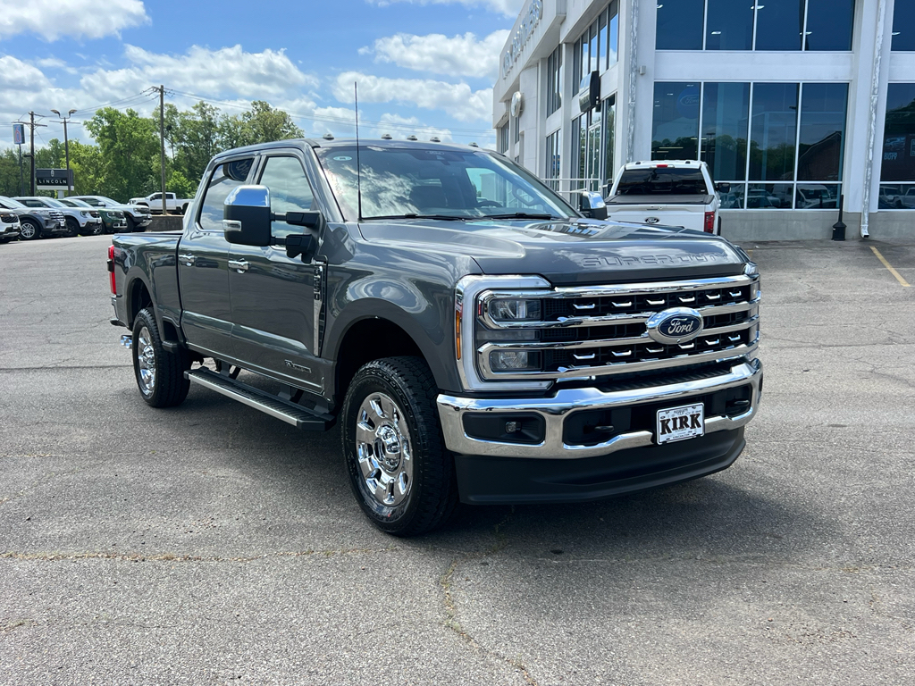 New 2026 Ford F-250 Lariat Crew Cab