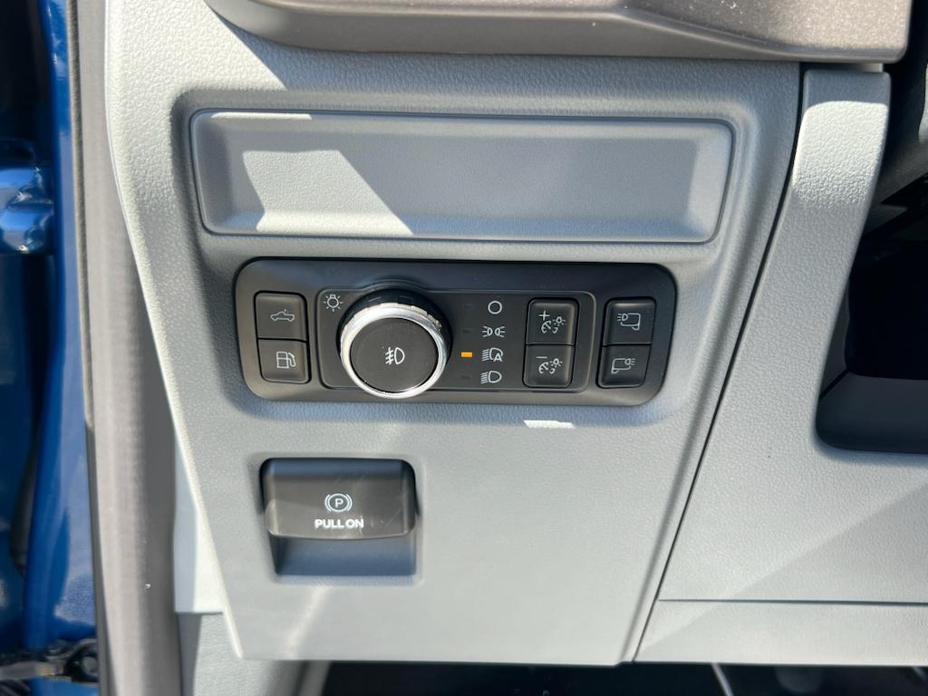 2025 Ford F-150 XLT - Photo 13