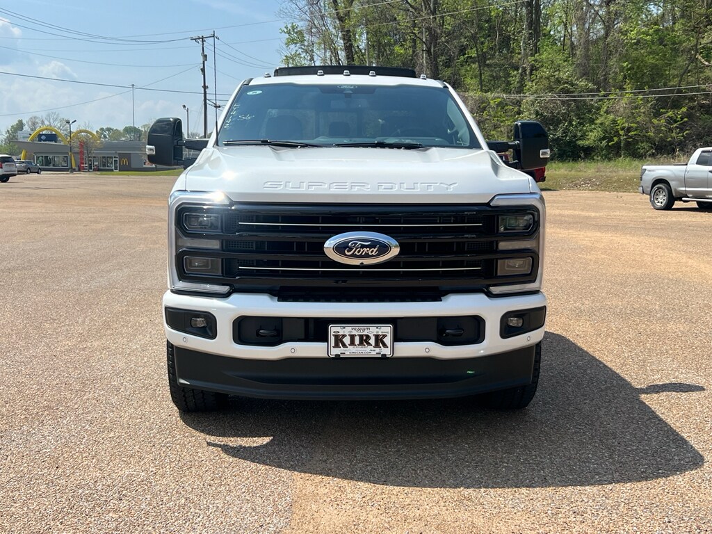 New 2026 Ford F-350 Platinum Crew Cab