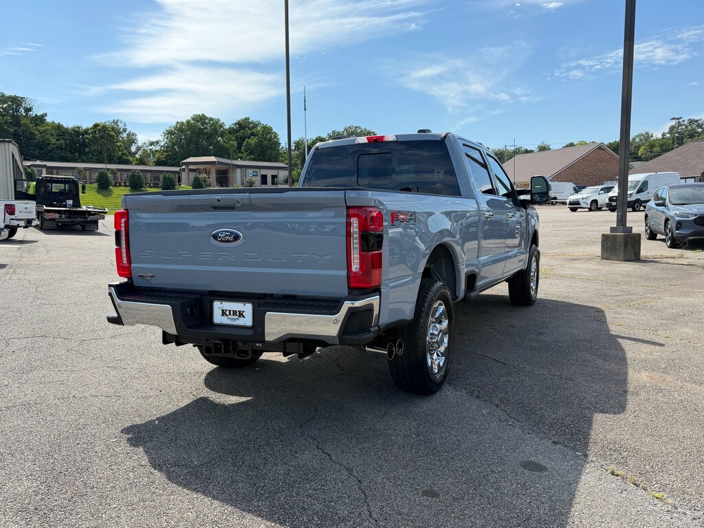New 2026 Ford F-250 Lariat Crew Cab