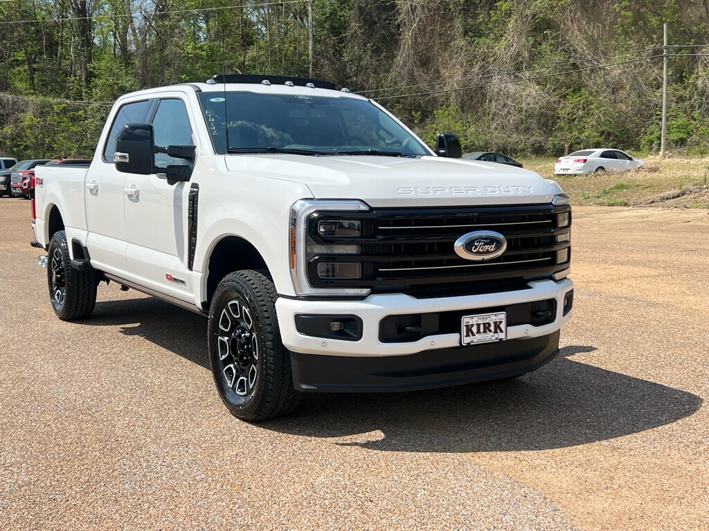 New 2026 Ford F-350 Platinum Crew Cab