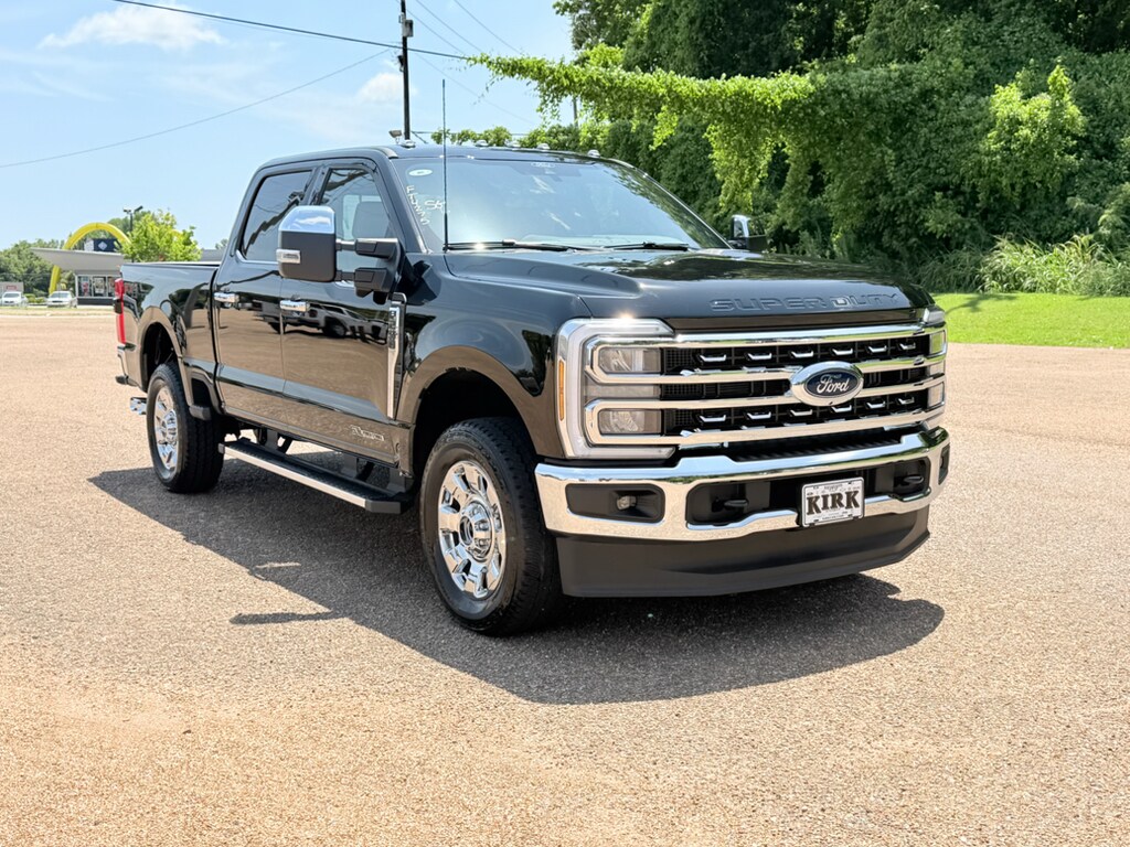 New 2026 Ford F-250 Lariat Crew Cab