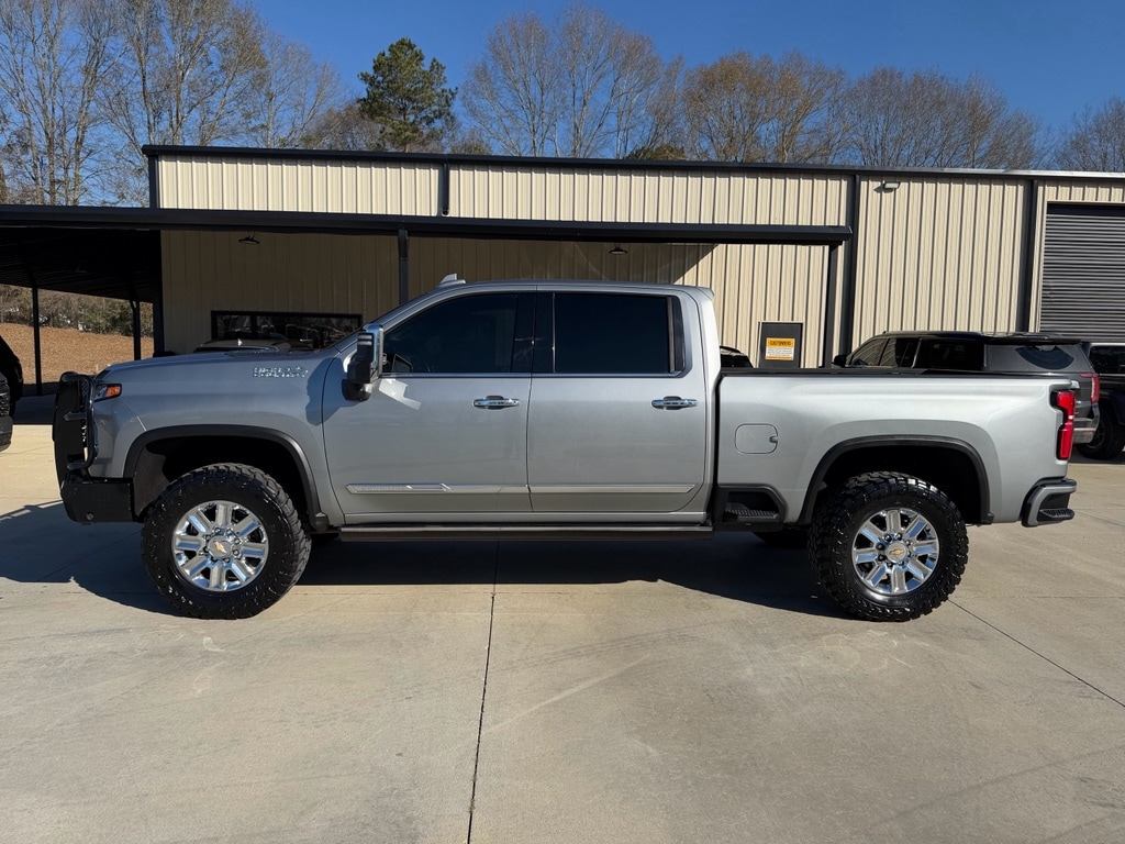 Used 2024 Chevrolet Silverado High Country Crew Cab