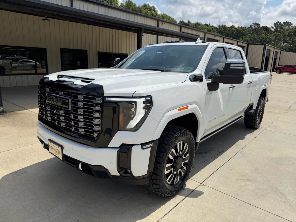 Used 2025 GMC Sierra Denali Ultimate Crew Cab