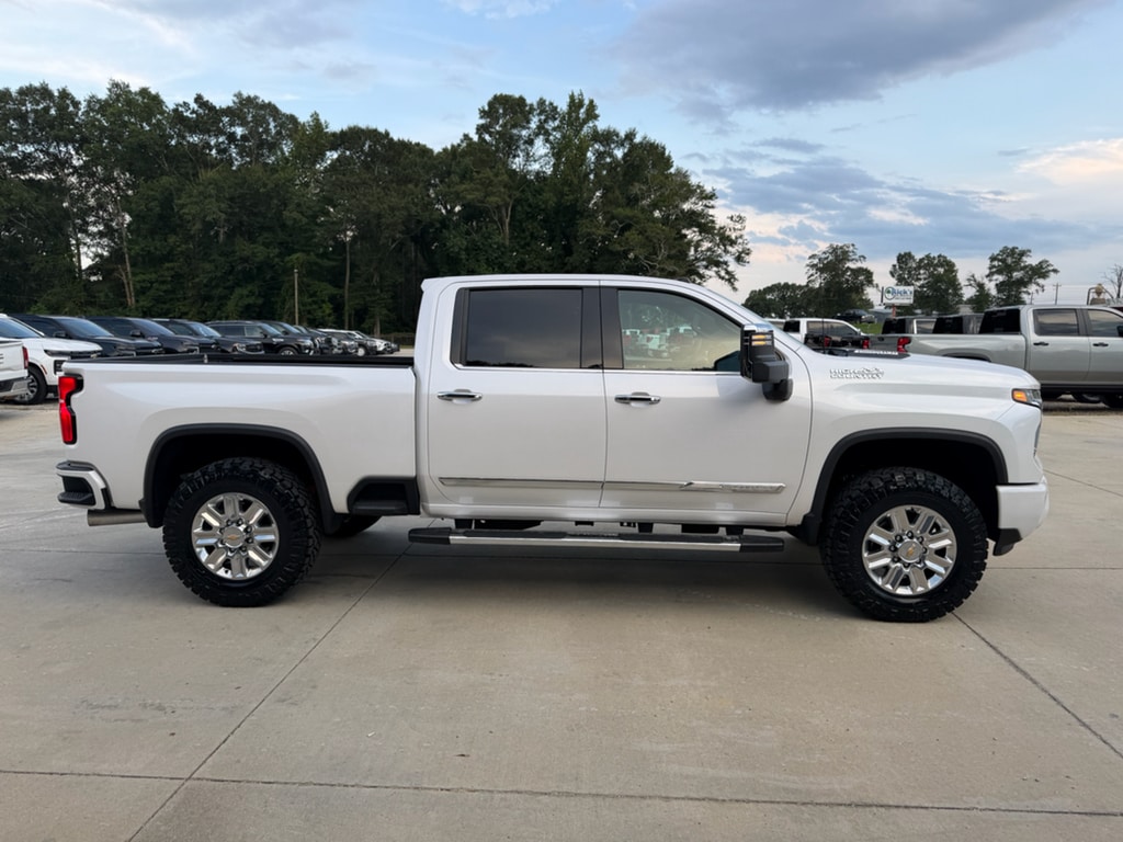 Used 2025 Chevrolet Silverado High Country Crew Cab