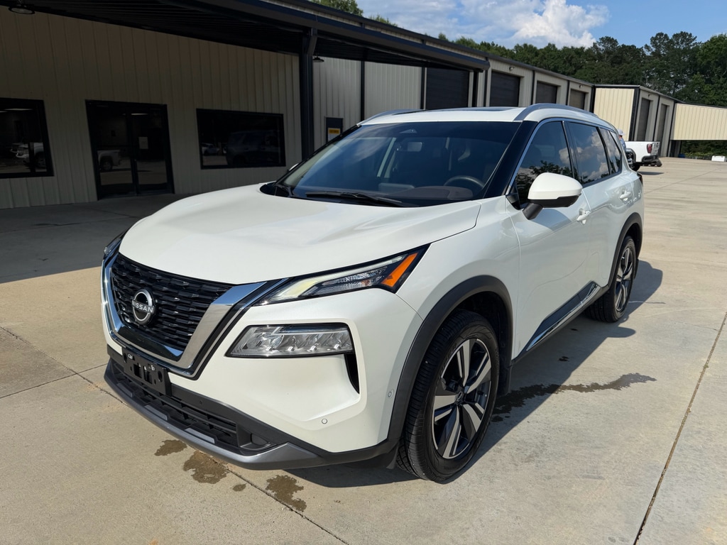 2023 Nissan Rogue SL FWD's photo