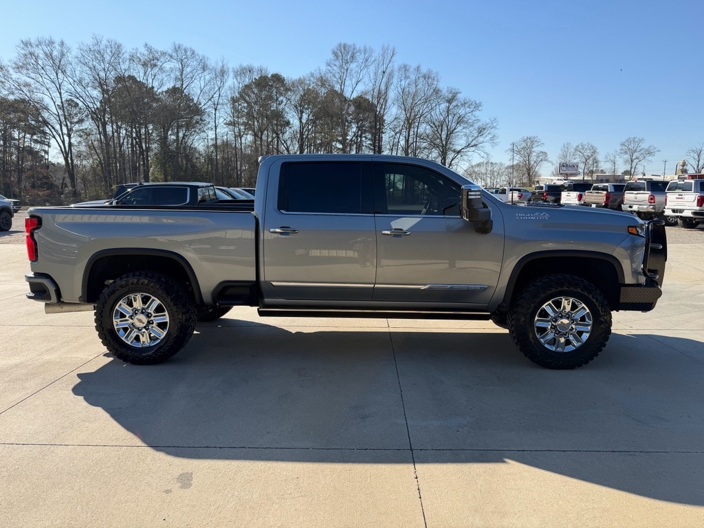 Used 2024 Chevrolet Silverado High Country Crew Cab