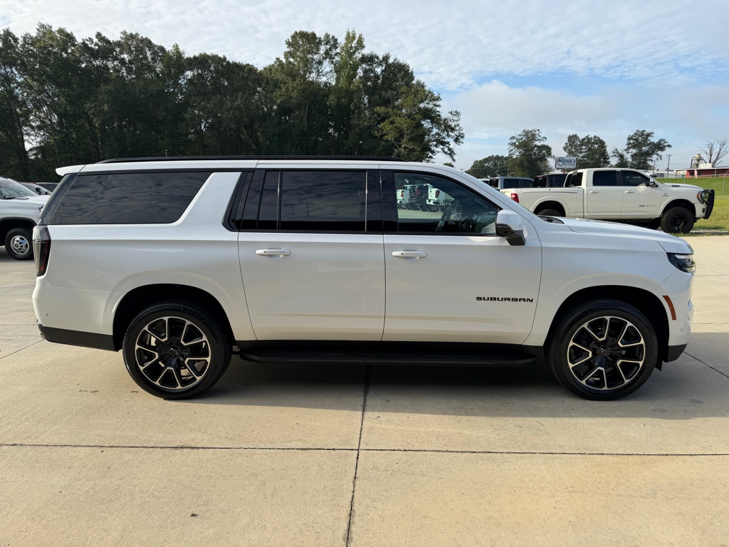 Used 2025 Chevrolet Suburban RST Sport Utility