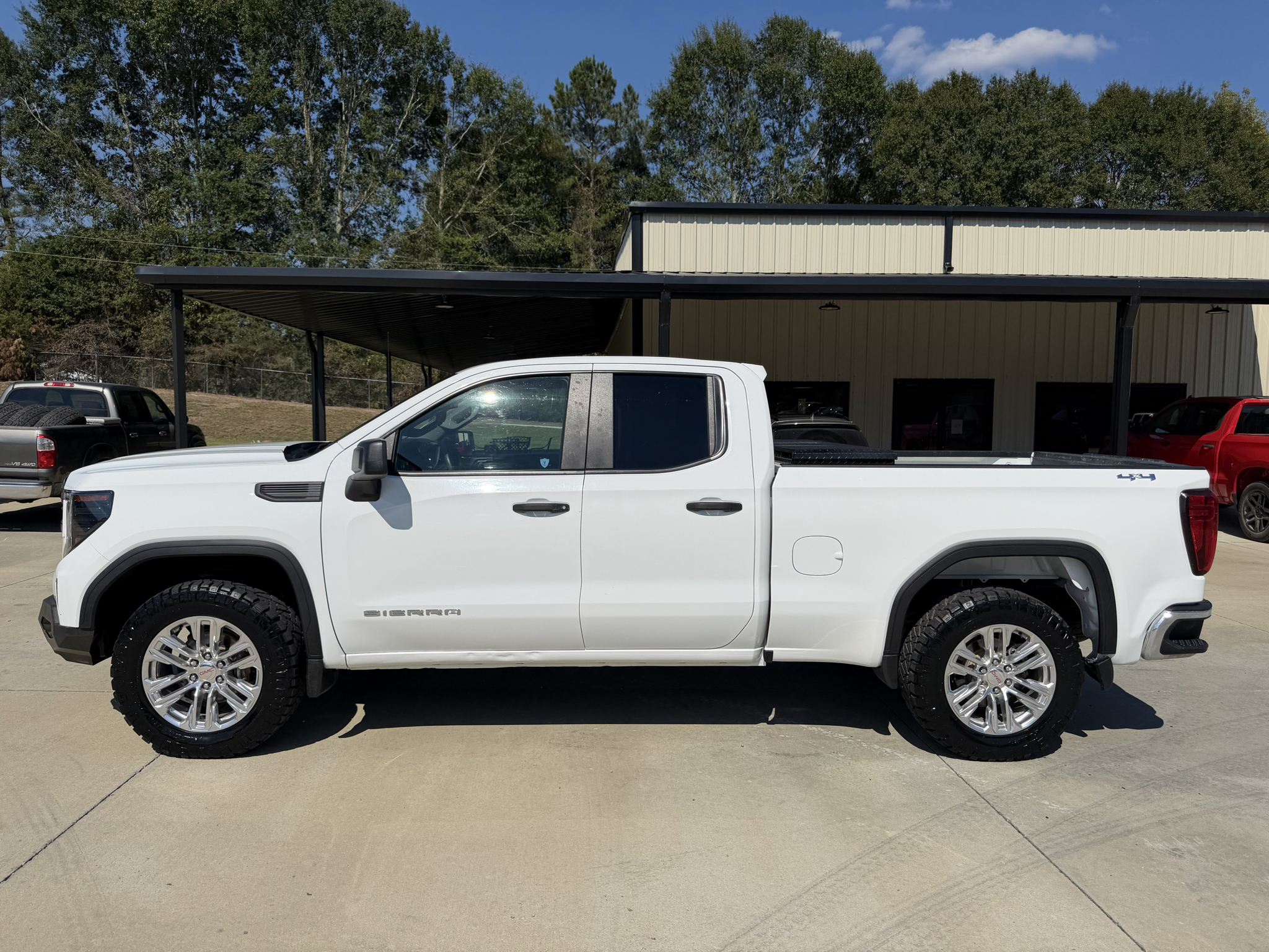 Used 2023 GMC Sierra Pro Double Cab