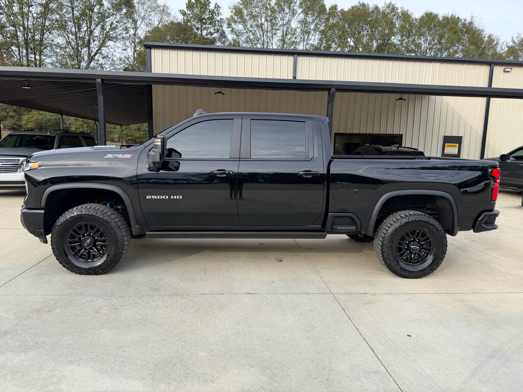Used 2025 Chevrolet Silverado ZR2 Crew Cab