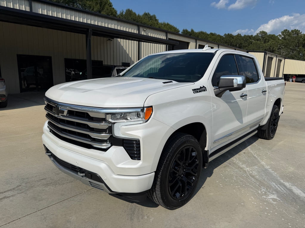 Used 2024 Chevrolet Silverado High Country Crew Cab