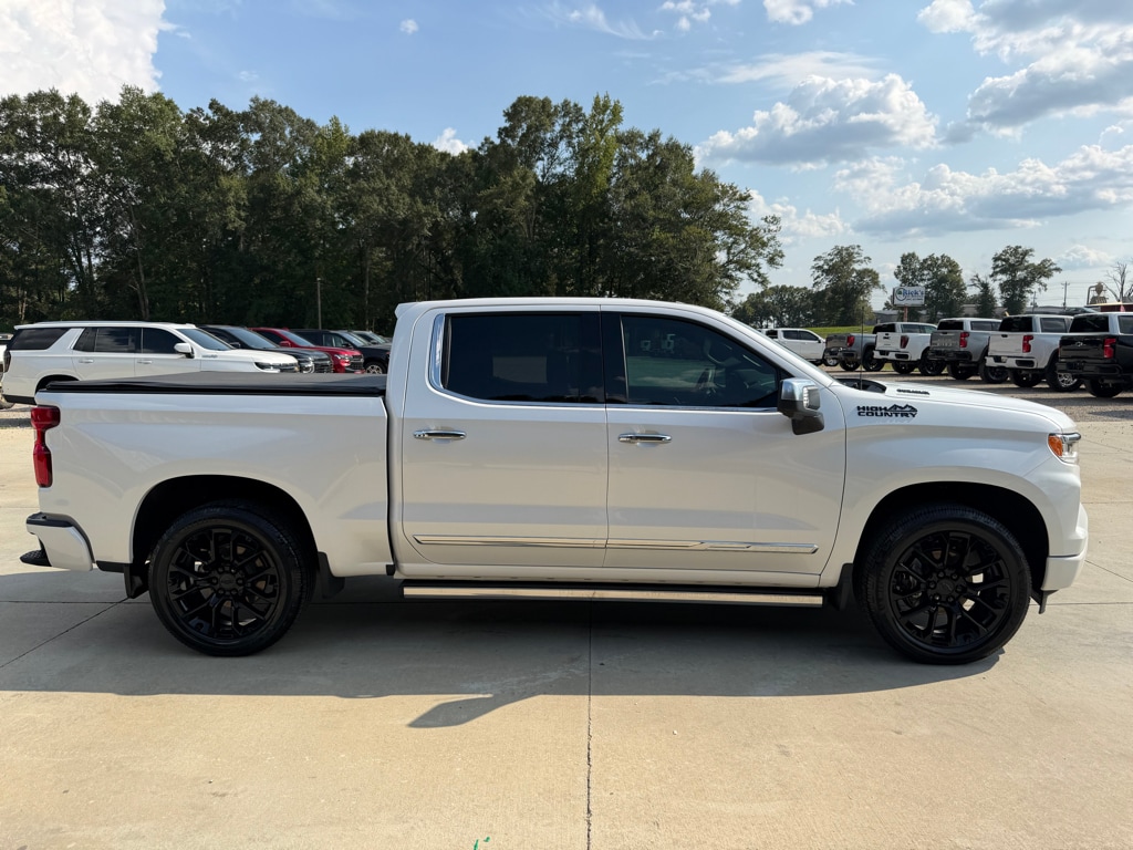 Used 2024 Chevrolet Silverado High Country Crew Cab