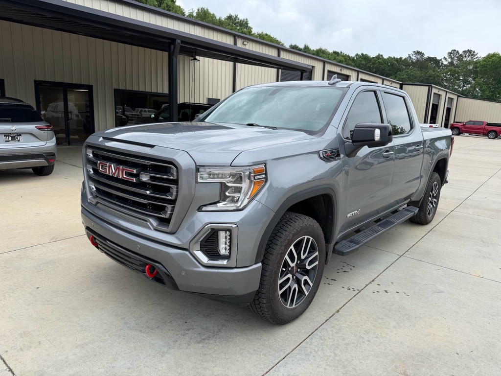 2019 GMC Sierra 4WD Crew Cab Short Box AT4's photo