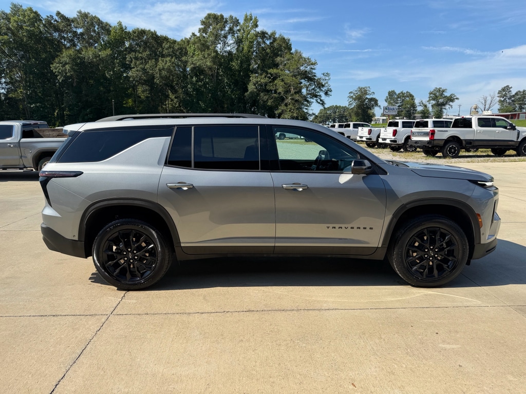 Used 2024 Chevrolet Traverse AWD LT Sport Utility