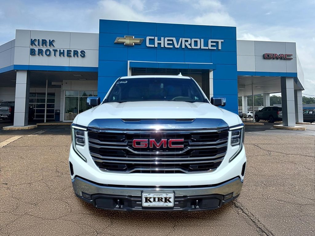 2026 GMC Sierra 1500 SLT - Photo 8