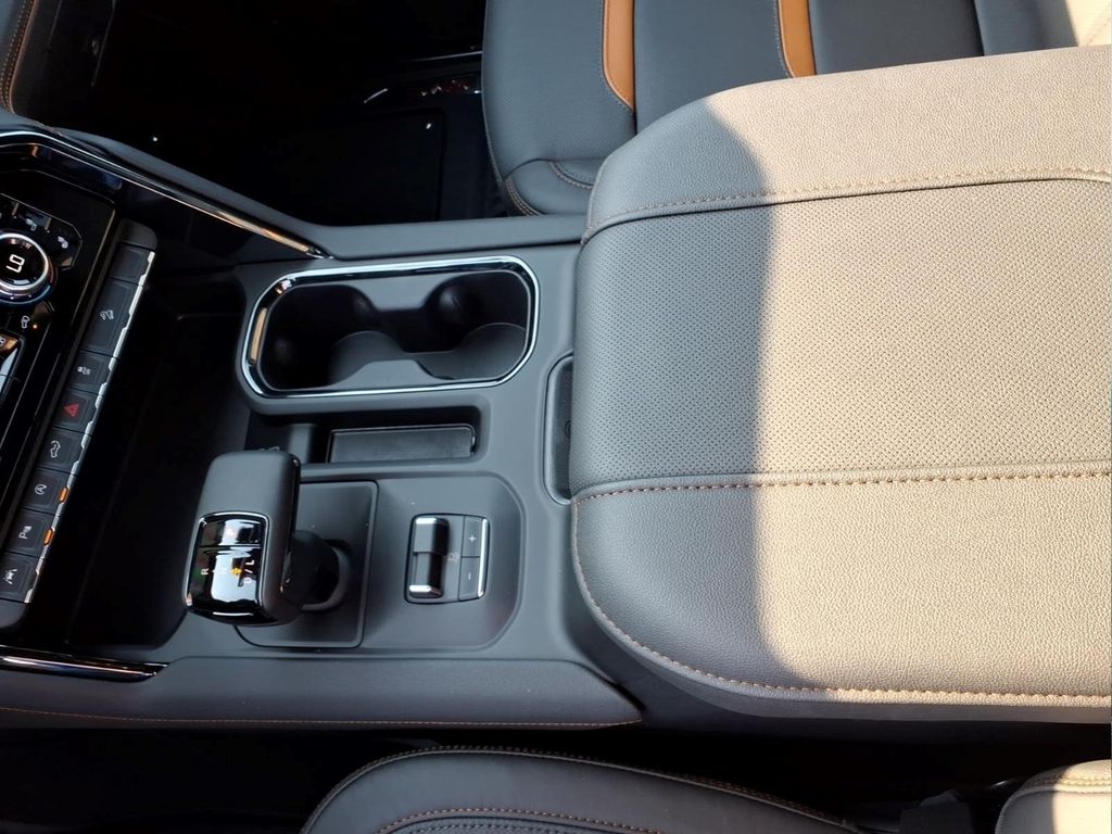 2026 GMC Sierra 1500 AT4 - Photo 21