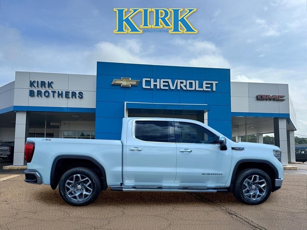 2026 GMC Sierra 1500 SLT - Photo 6
