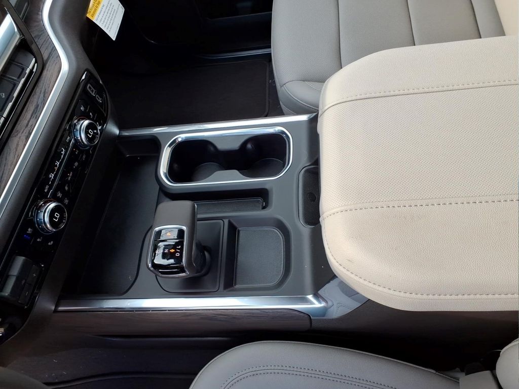 2026 GMC Sierra 1500 SLT - Photo 22