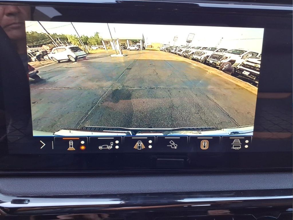 2026 GMC Sierra 1500 AT4 - Photo 8