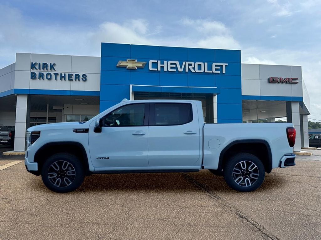 2026 GMC Sierra 1500 AT4 - Photo 9
