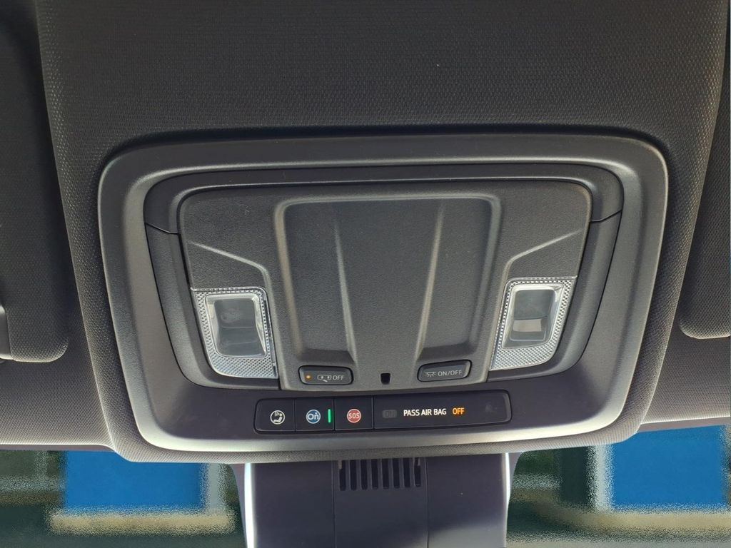2026 GMC Sierra 1500 SLT - Photo 22