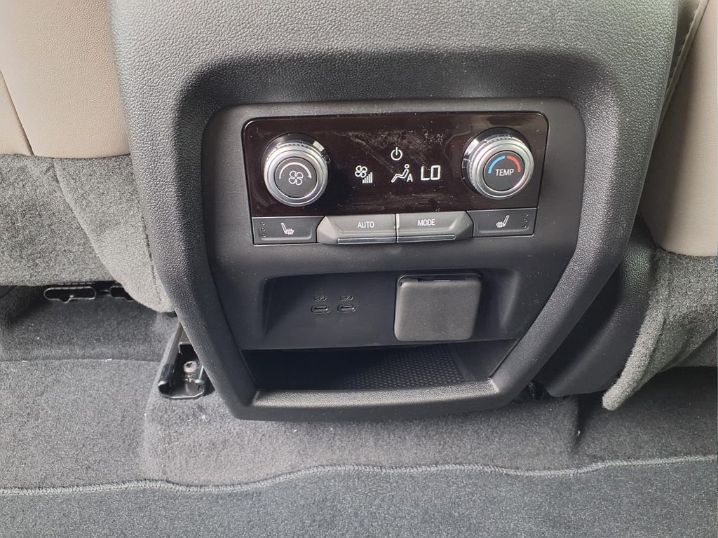 2026 GMC Acadia Elevation - Photo 13
