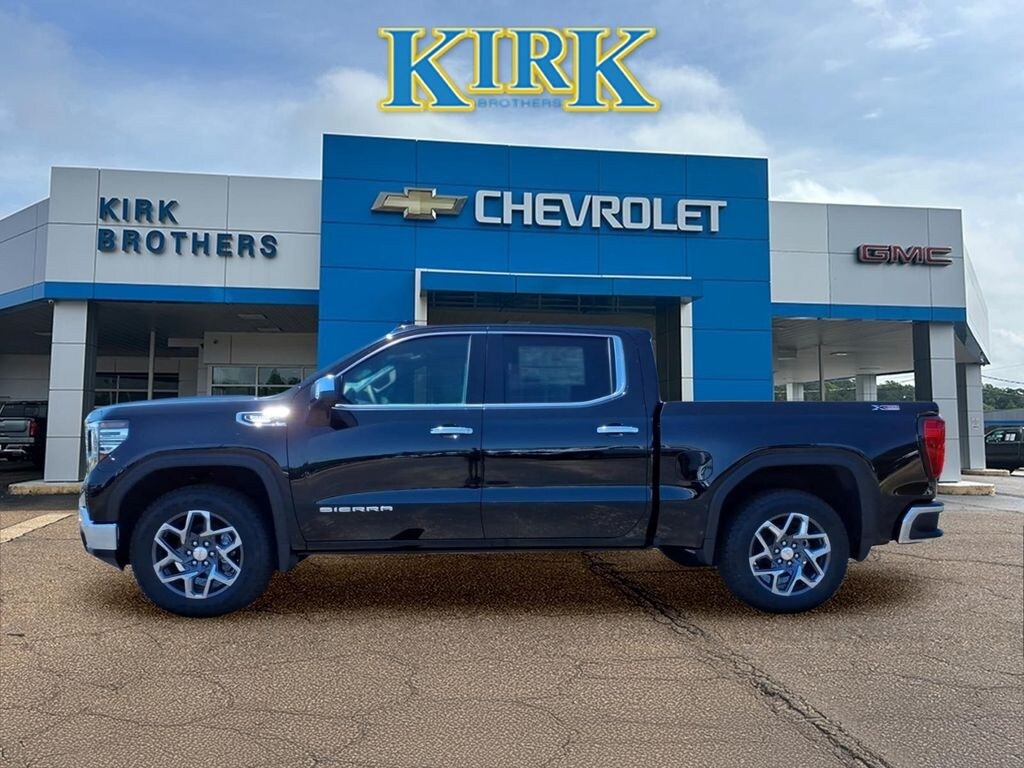 New 2026 GMC Sierra 1500 SLT Truck