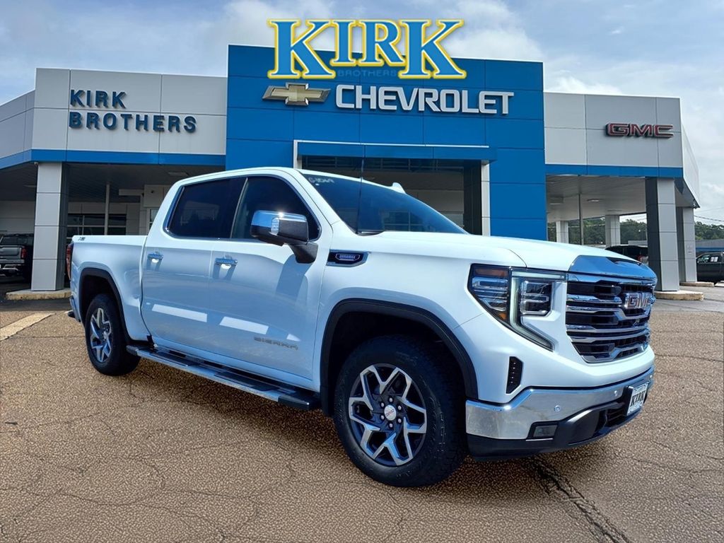 2026 GMC Sierra 1500 SLT - Photo 7