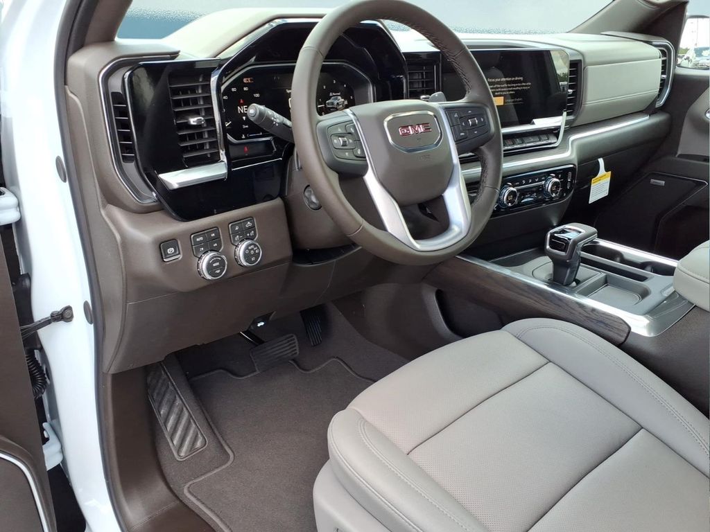 2026 GMC Sierra 1500 SLT - Photo 12