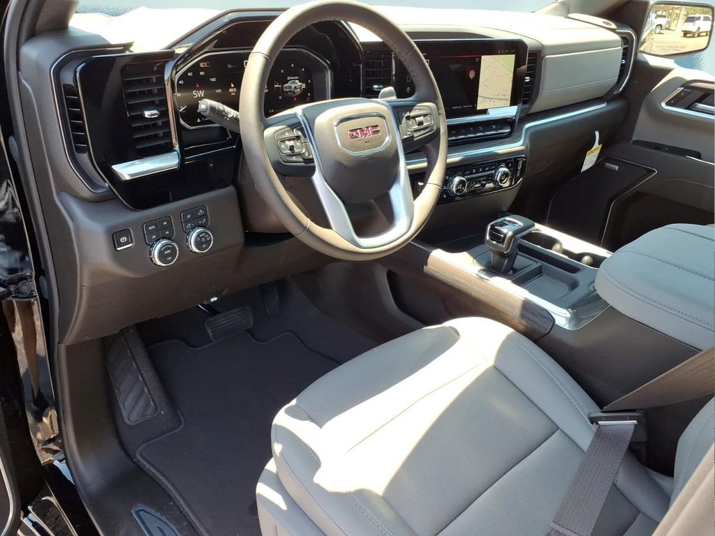 2026 GMC Sierra 1500 SLT - Photo 12