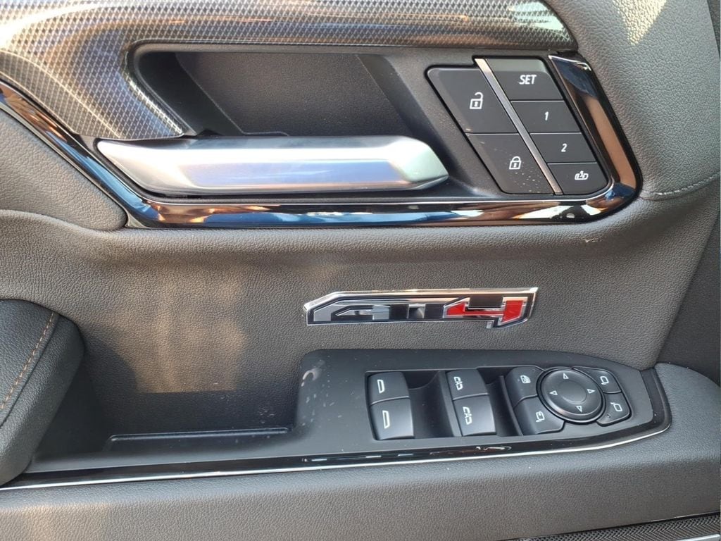 2026 GMC Sierra 1500 AT4 - Photo 17