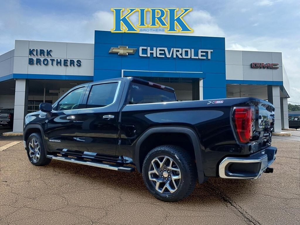New 2026 GMC Sierra 1500 SLT Truck