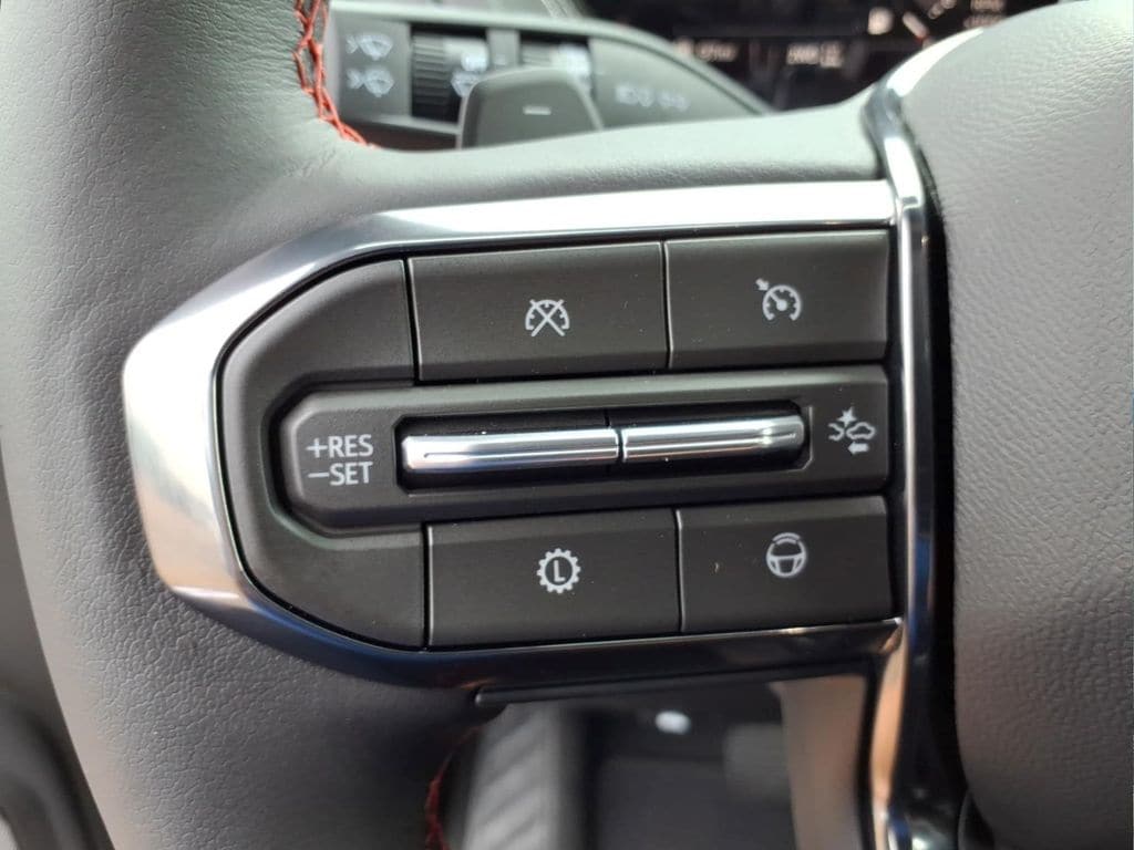 2026 GMC Yukon AT4 Ultimate - Photo 22