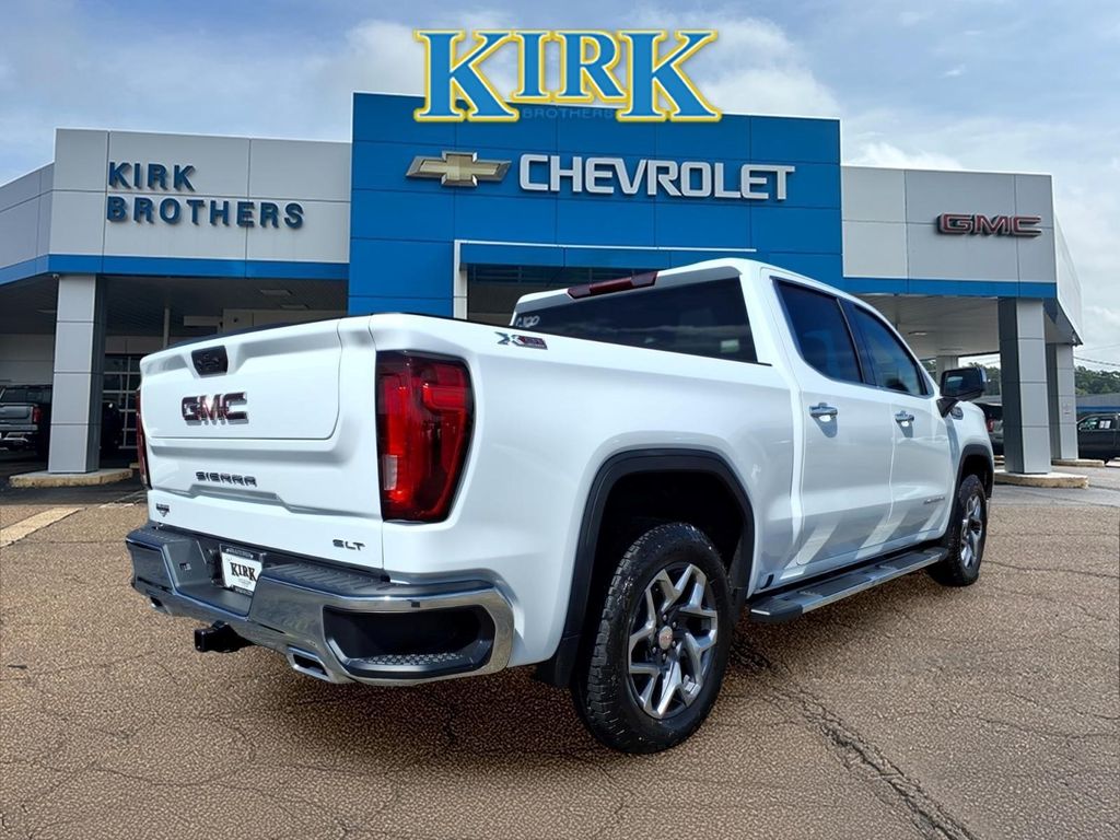 2026 GMC Sierra 1500 SLT - Photo 5