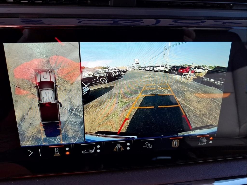 2026 GMC Sierra 2500HD AT4 - Photo 8