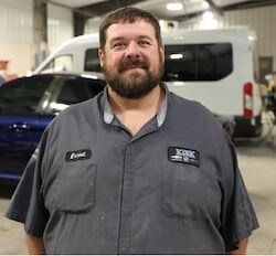 Staff member Easrnest Skeen from ID_71c320