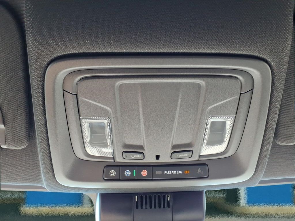 2026 GMC Sierra 1500 SLT - Photo 22