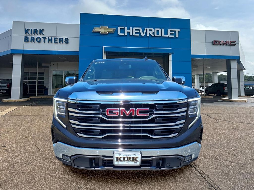 2026 GMC Sierra 1500 SLT - Photo 8