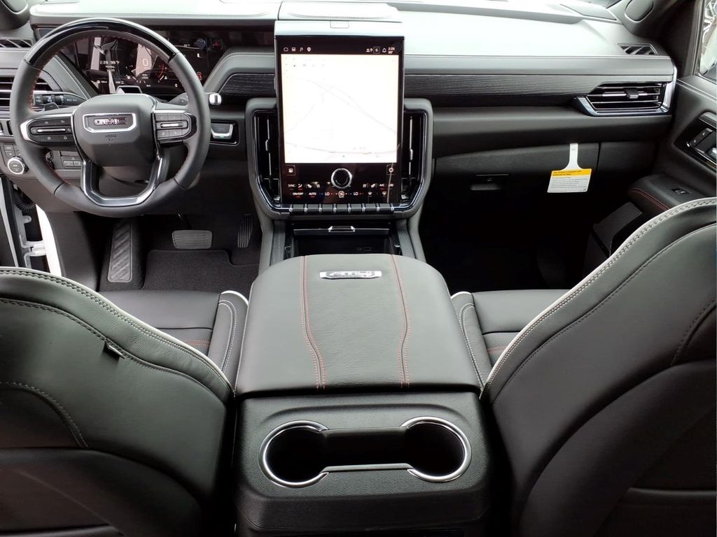 2026 GMC Yukon AT4 Ultimate - Photo 15
