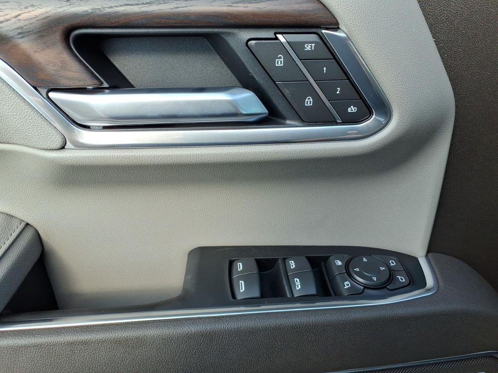 2026 GMC Sierra 1500 SLT - Photo 15