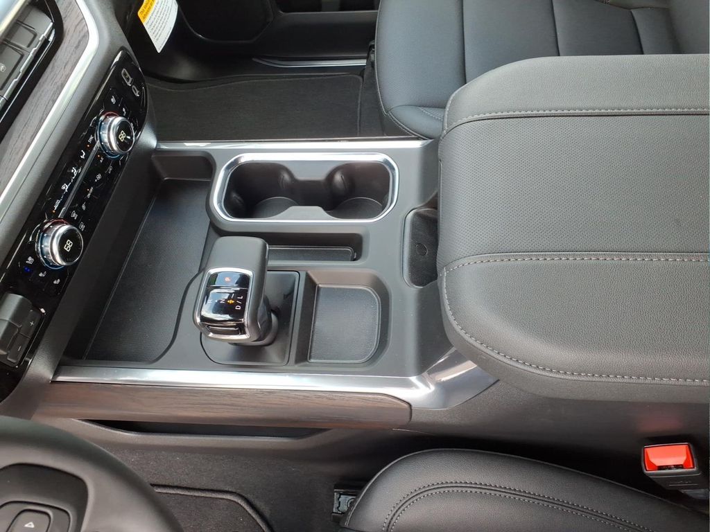 2026 GMC Sierra 1500 SLT - Photo 21