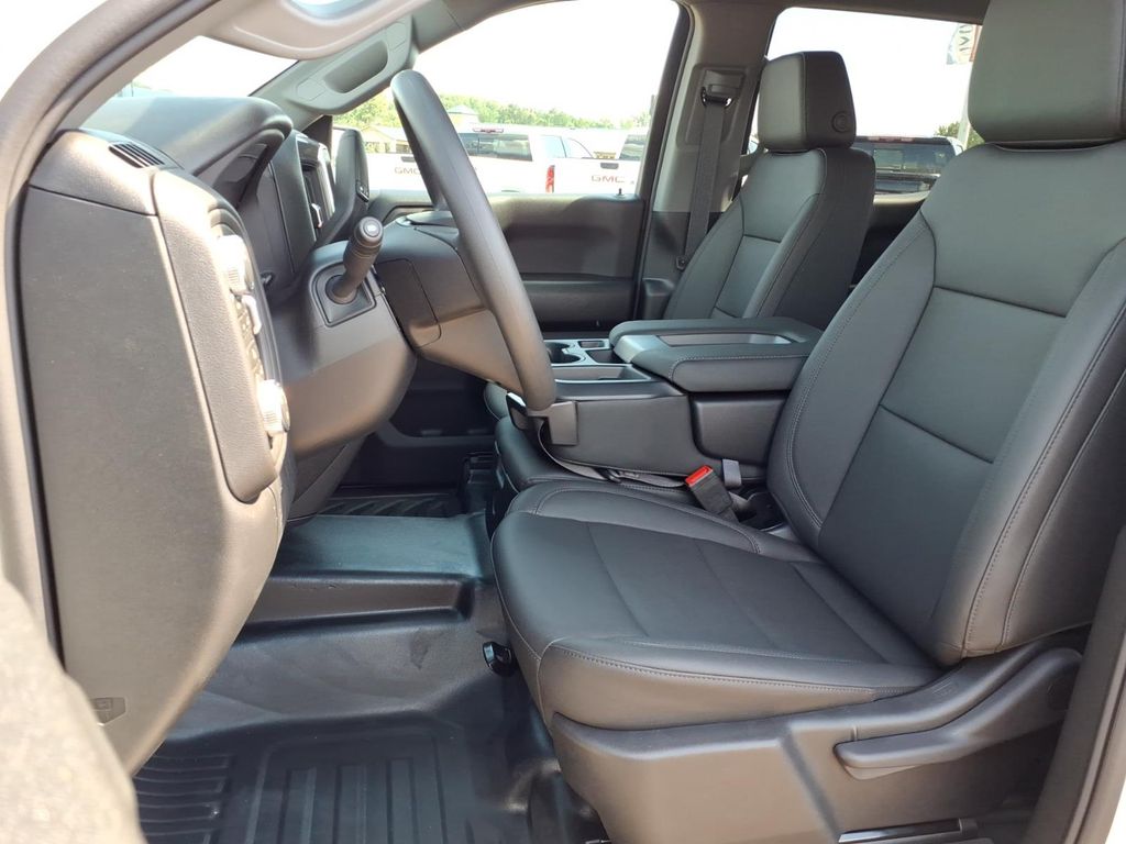 2026 GMC Sierra 1500 Pro - Photo 13