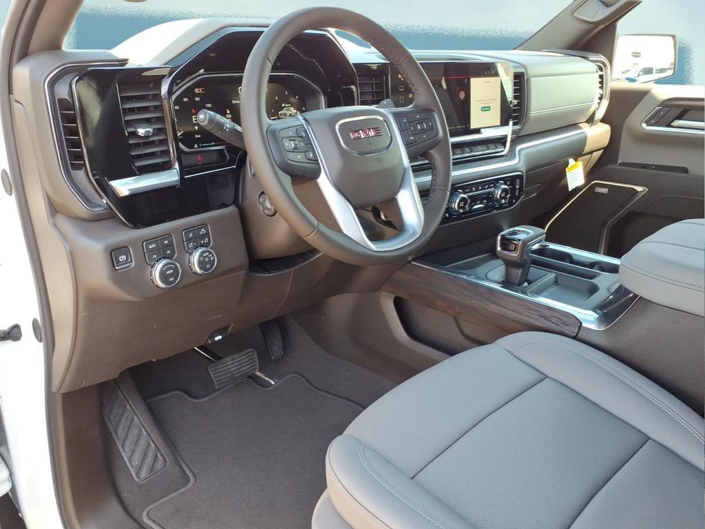 2026 GMC Sierra 1500 SLT - Photo 12