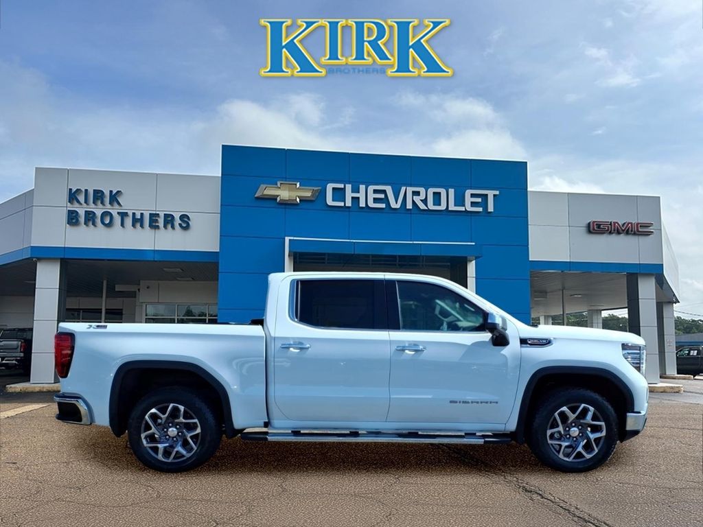 2026 GMC Sierra 1500 SLT - Photo 6