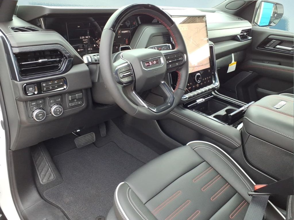 2026 GMC Yukon AT4 Ultimate - Photo 18